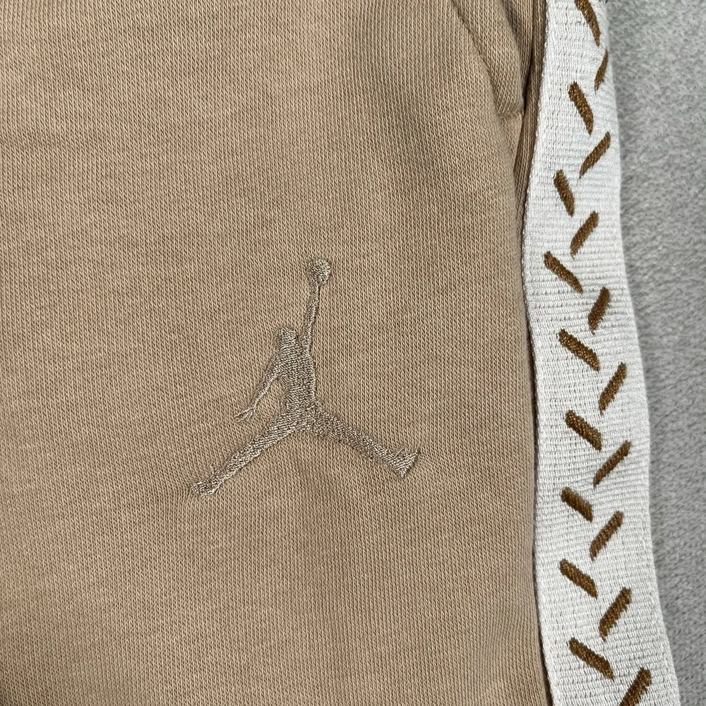 Jordan Flight MVP Fleece Pants Men's M Brown White Stripe Joggers FN6356-244